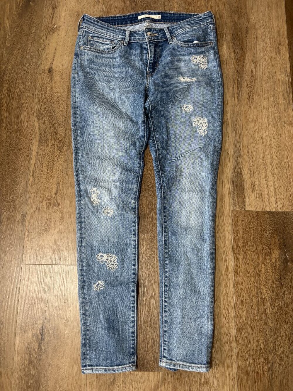 Levi's 711 Skinny Embroidered Jeans - Size 28